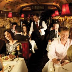 墨尔本古董电车餐厅美食之旅